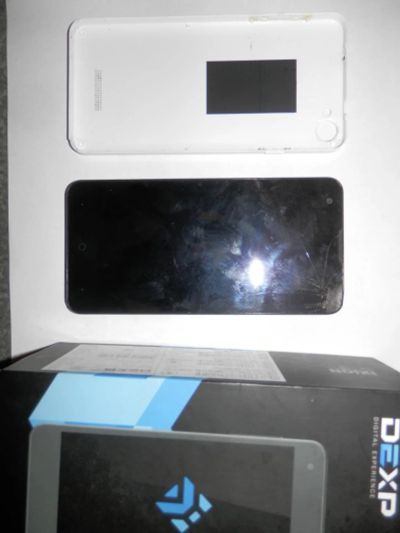 Лот: 7753079. Фото: 1. DEXP Ixion M LTE 5 (Дисплей и... Смартфоны