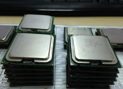 Лот: 4134367. Фото: 1. Процессоры Intel (Celeron, Pentium... Процессоры