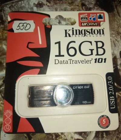 Лот: 12680300. Фото: 1. USB Флешка Kingston Data Traveler... USB-флеш карты
