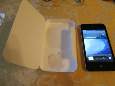 Лот: 4551525. Фото: 1. Apple iPod touch 4 64 Gb. Плееры