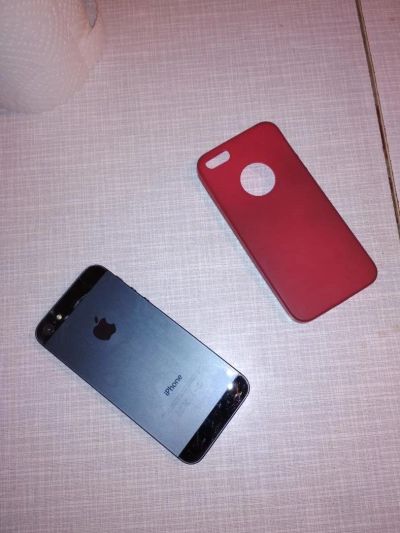 Лот: 11371678. Фото: 1. Продам IPhone 5. Смартфоны