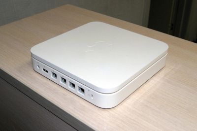 Лот: 4684734. Фото: 1. Оригинальный Apple Airport Exreme... Маршрутизаторы (роутеры)