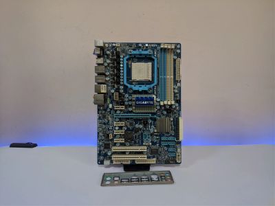 Лот: 25414853. Фото: 1. Мат. плата Gigabyte GA-MA770-UD3... Материнские платы