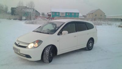 Лот: 6790801. Фото: 1. Honda Stream. Автомобили