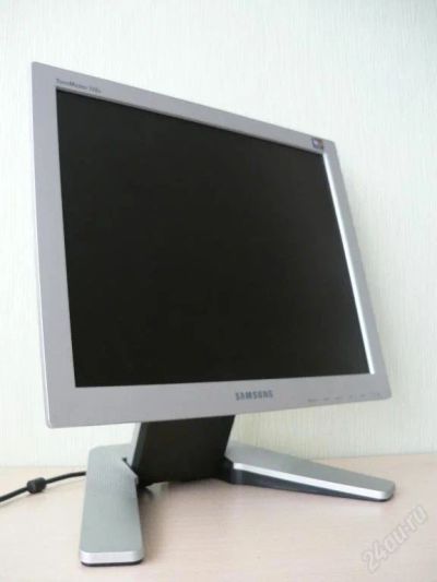 Лот: 85705. Фото: 1. Монитор SyncMaster 720 b. ЖК-мониторы
