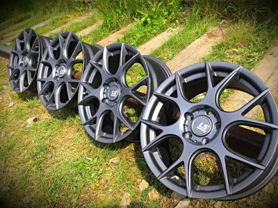 Лот: 16230130. Фото: 1. как новые, кованые LS wheels FlowForming... Диски