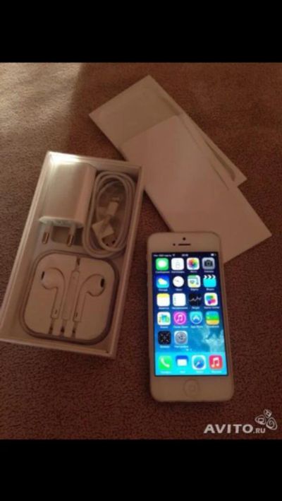 Лот: 4570233. Фото: 1. Продам iPhone 5 16 gb белый супер... Смартфоны