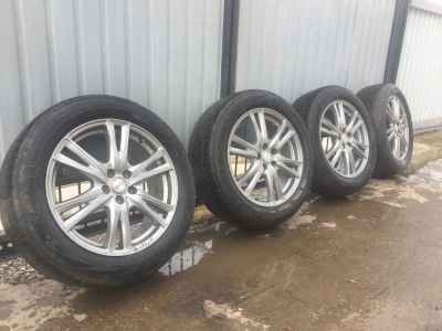 Лот: 11267139. Фото: 1. Колеса Subaru forester. Шины на дисках
