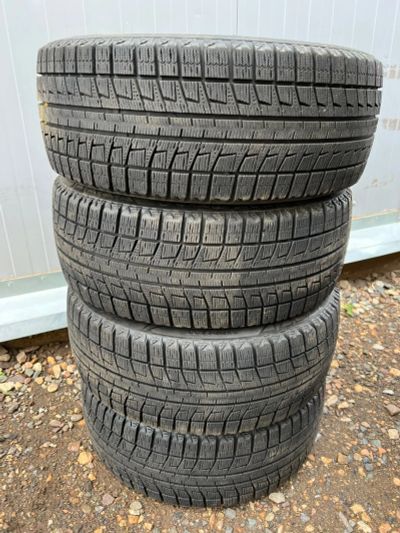 Лот: 19708131. Фото: 1. Bridgestone Blizzak Revo2 215... Шины