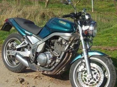 Лот: 1240259. Фото: 1. мотоцикл yamaha-srx 400 рассрочка. Мотоциклы
