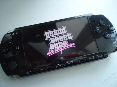 Лот: 2451057. Фото: 1. Продам Psp 3008/2гб прошитая. Игровые приставки, консоли