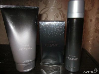 Лот: 3751255. Фото: 1. Avon Femme (парфюмерная вода... Подарки на 8 марта