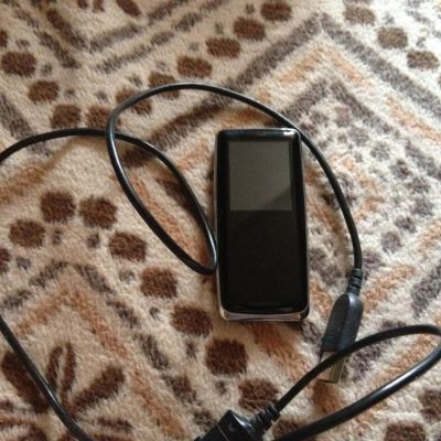 Лот: 5454845. Фото: 1. нерабочий Mp3 плеер samsung YP-s3. Плееры