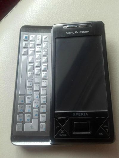 Лот: 3688907. Фото: 1. SE Xperia X1 В Отличном состоянии... Смартфоны