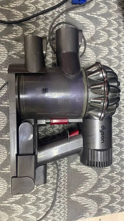 Лот: 19158229. Фото: 1. Пылесос Dyson DC 62. Пылесосы, паровые швабры