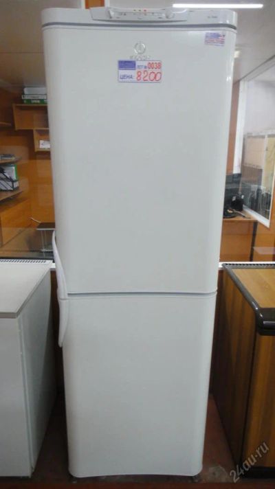 Лот: 5627419. Фото: 1. Холодильник Indesit лот № 38... Холодильники, морозильные камеры
