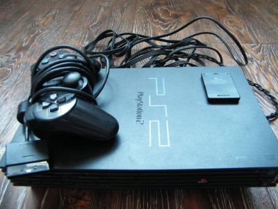 Лот: 5730060. Фото: 1. Игровая приставка Sony PlayStation... Игровые приставки, консоли