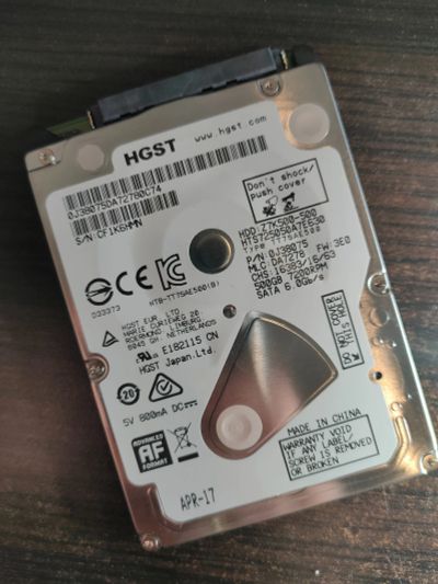 Лот: 18901179. Фото: 1. Hitachi Z7K500-500 HTS725050A7E630... Жёсткие диски (HDD)