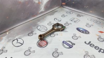Лот: 23589587. Фото: 1. Шатун Volkswagen Phaeton BGH 077100104E. Двигатель и элементы двигателя