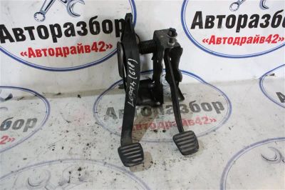 Лот: 21718525. Фото: 1. педали Renault Logan LS12. Двигатель и элементы двигателя