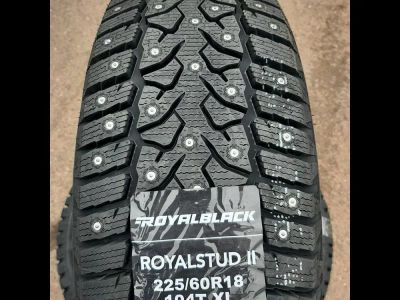 Лот: 24342176. Фото: 1. Зимняя резина 225/60 R-18 "Royal... Шины