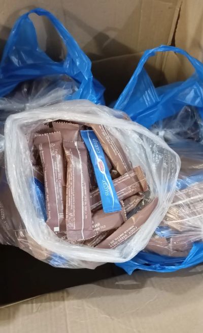 Лот: 25256527. Фото: 1. сахар в пакетиках. Крупы, сыпучие продукты