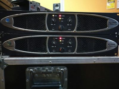 Лот: 8867147. Фото: 1. Мощный усилитель Crown XS 700... Эстрадная акустика и усилители
