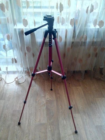 Лот: 8304340. Фото: 1. Штатив трипод Dicom TV290N, 145... Штативы, держатели
