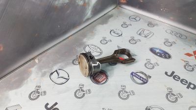 Лот: 23585324. Фото: 1. Поршень с шатуном BMW 3-Series... Двигатель и элементы двигателя