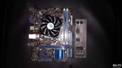 Лот: 9055653. Фото: 1. Материнская плата ASUS p8h61-M... Материнские платы