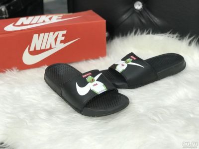 Лот: 13323469. Фото: 1. Сланцы Nike. Шлепанцы, сланцы