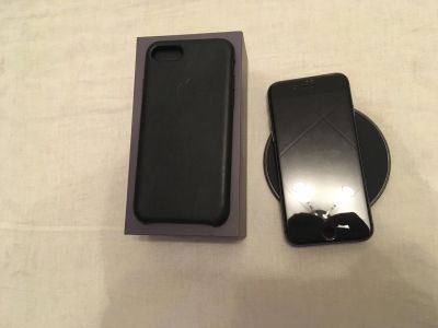 Лот: 13207000. Фото: 1. iphone 8 64gb PCT идеальный. Смартфоны