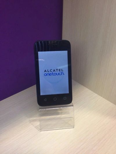 Лот: 12092026. Фото: 1. Смартфон Alcatel PIXI 3(3.5) 4009D... Смартфоны