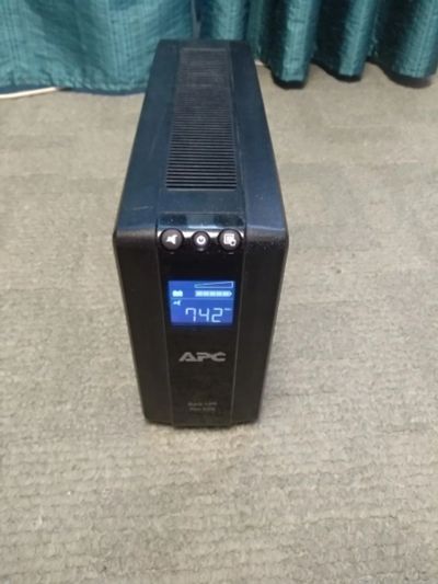 Лот: 21539641. Фото: 1. Ибп APC Back-UPS Pro 550. USB хабы