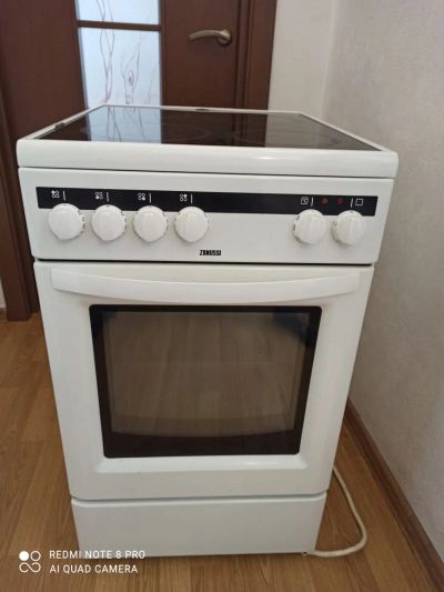 Лот: 18319686. Фото: 1. Электрическая плита Zanussi. Плиты, духовые шкафы, варочные поверхности