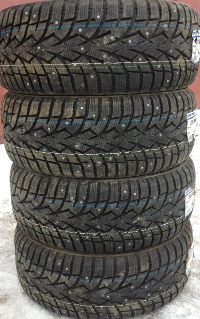 Лот: 4715242. Фото: 1. Шины зимние 195/55 R 15 195/55... Шины