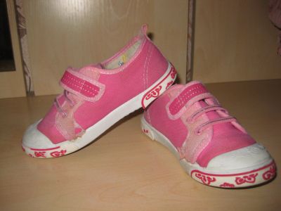 Лот: 12119047. Фото: 1. Кеды. Кеды, кроссовки