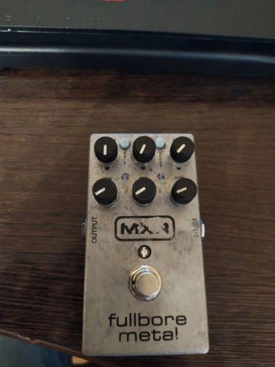 Лот: 17336235. Фото: 1. MXR fullbore metal M116. Гитарные эффекты и комбоусилители