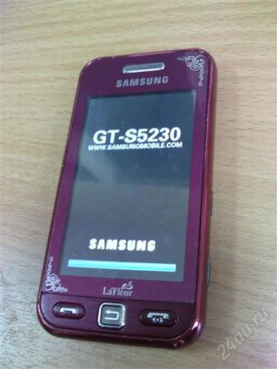 Лот: 1438275. Фото: 1. Samsung 5230 La`Fleur. Кнопочные мобильные телефоны