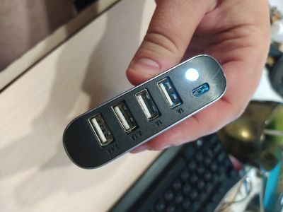 Лот: 16751742. Фото: 1. Power bank pb240004u. Внешние, портативные аккумуляторы для смартфонов (Power bank)