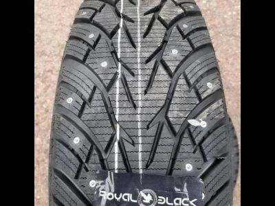 Лот: 24426103. Фото: 1. Зимняя резина 215/60 R-17 "Royal... Шины