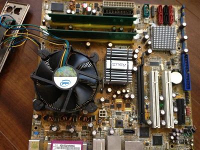 Лот: 2795722. Фото: 1. Материнская плата Asus P5B-VM... Материнские платы
