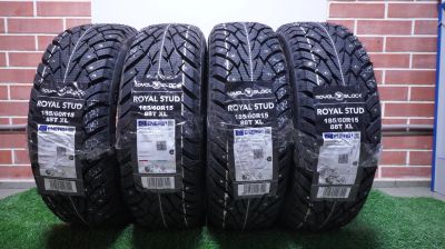 Лот: 23520977. Фото: 1. Зимние шипованные шины Royal Black... Шины