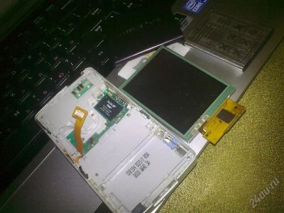 Лот: 1335745. Фото: 1. дисплей и батарея на sony ericsson... Дисплеи, дисплейные модули, тачскрины