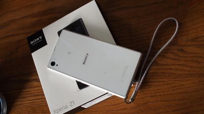 Лот: 5488951. Фото: 1. Sony xperia Z1 с поддержкой LTE... Смартфоны