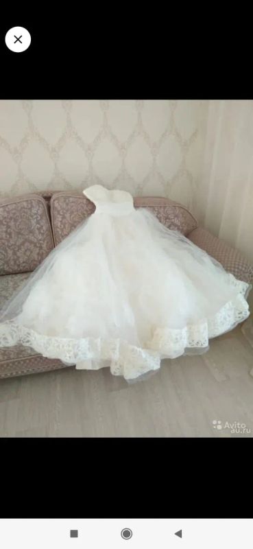 Лот: 20014651. Фото: 1. Свадебное платье 44 размер. Свадебные платья