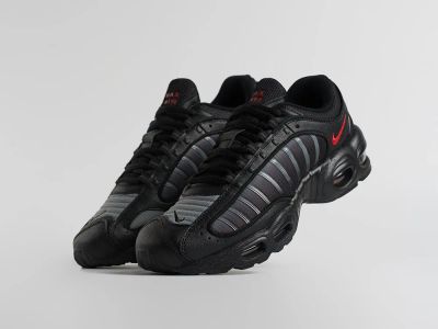 Лот: 25805655. Фото: 1. Кроссовки Nike Air Max Tailwind... Кеды, кроссовки, слипоны