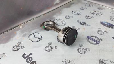 Лот: 23588803. Фото: 1. Шатун Land Rover Freelander 25K4F... Двигатель и элементы двигателя