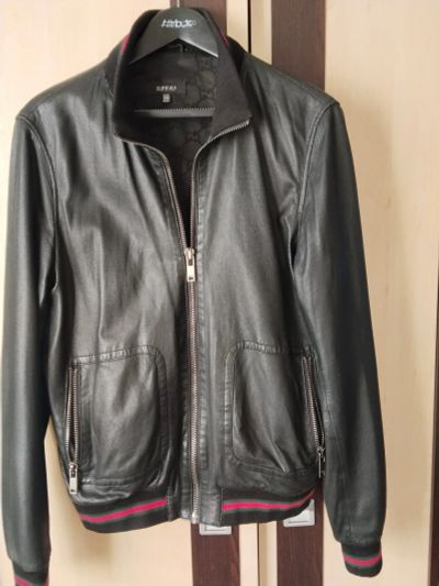 Лот: 25728620. Фото: 1. Кожаная куртка Gucci 50(L). Оригинал... Верхняя одежда