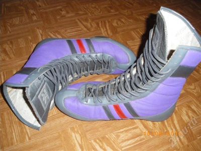 Лот: 466887. Фото: 1. Кроссовки Adidas ORIGINALS. Верхняя одежда
